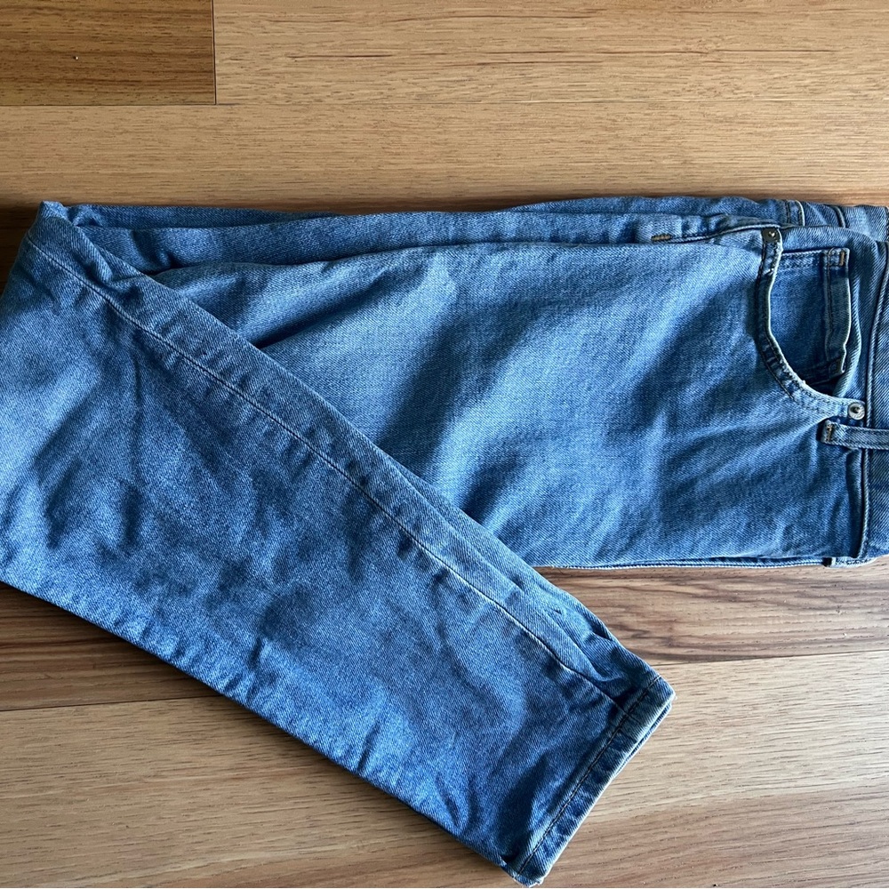 Everlane cheeky straight leg Jean